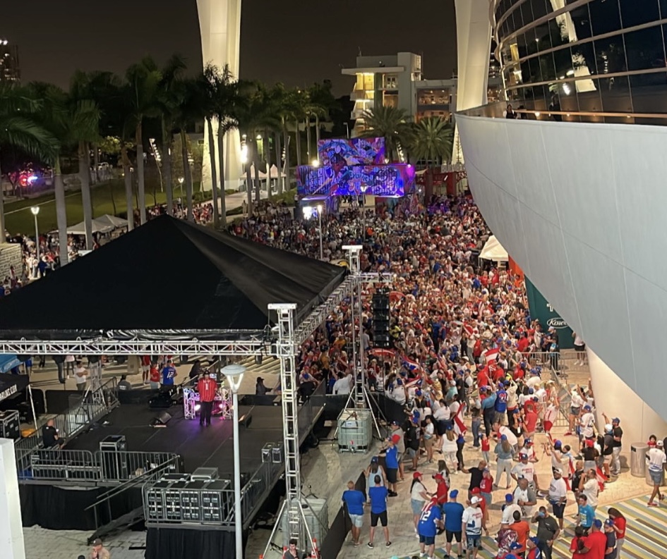 Open-format DJ South Florida — DJ CP blending Latin, hip-hop, and Top 40